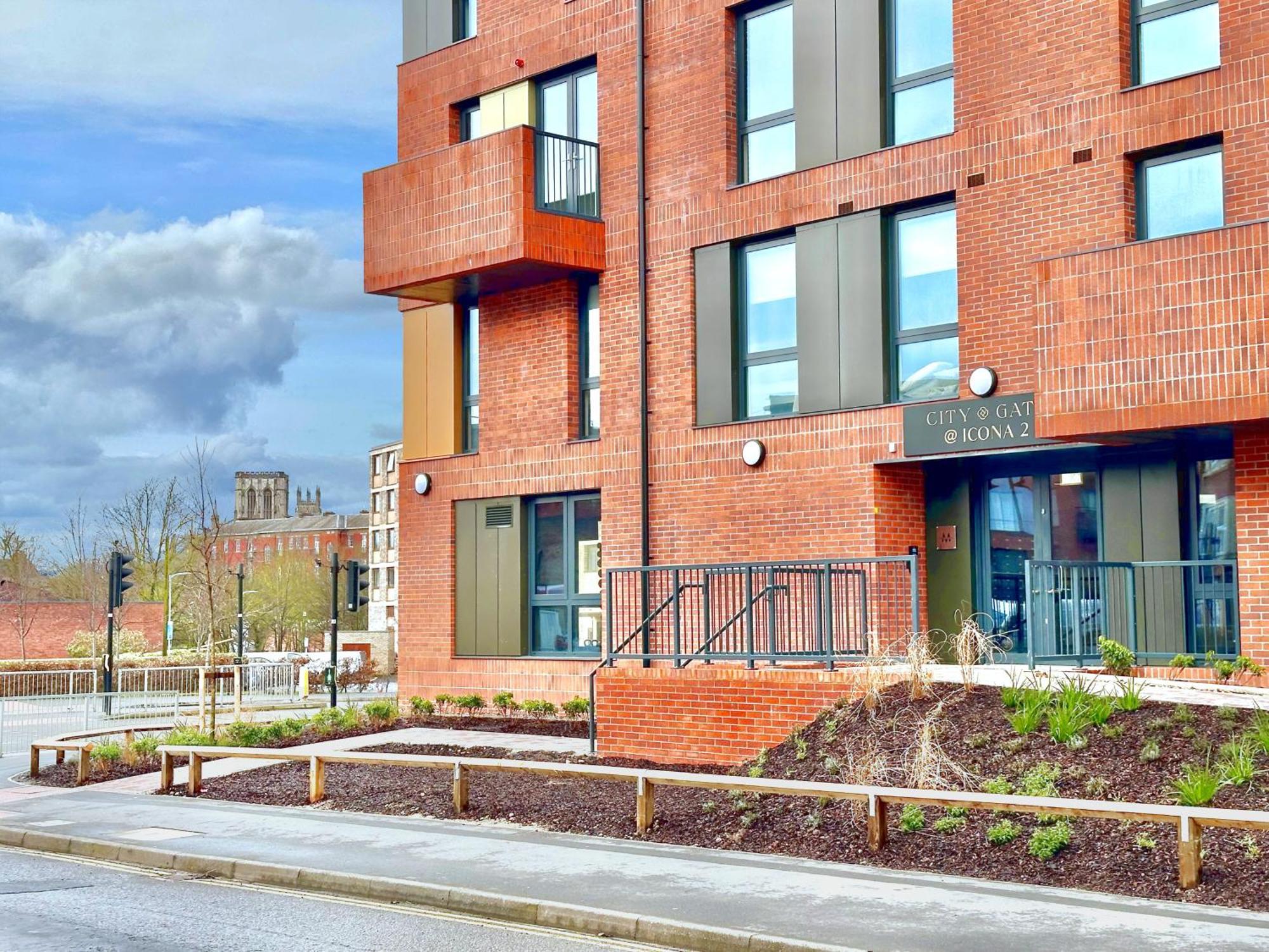 Apartment 41 With Free Secure Parking *